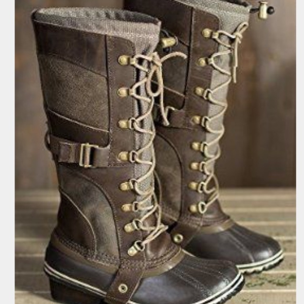 SOREL Conquest Carly Boot Size 8